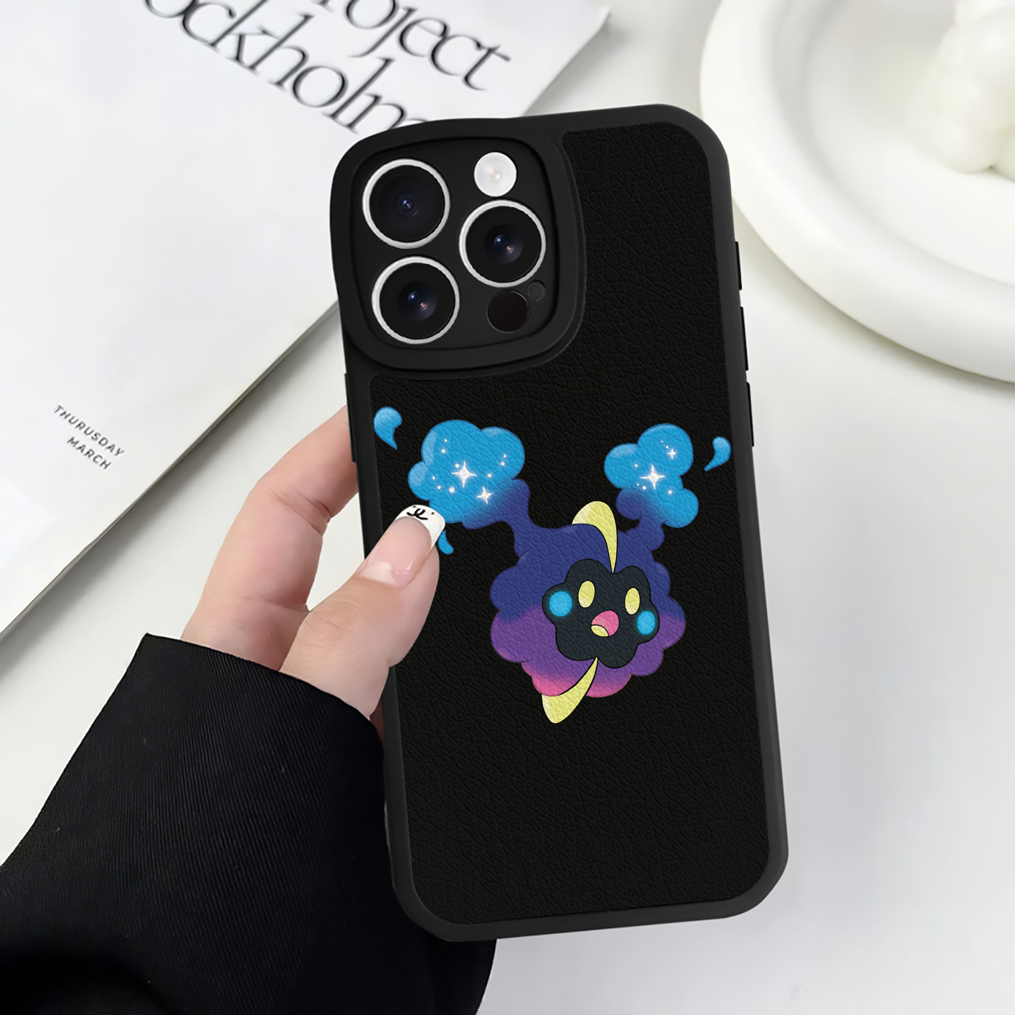 （画像用） ポケットモンスター Pokémon 【iPhone 16シリーズ対応】シリコンスマホケース（レザー調） 材質：シリコン